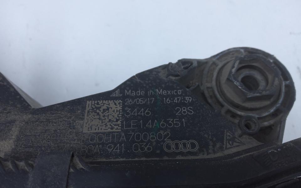 Фара передняя правая Audi Q5 2 LED Matrix