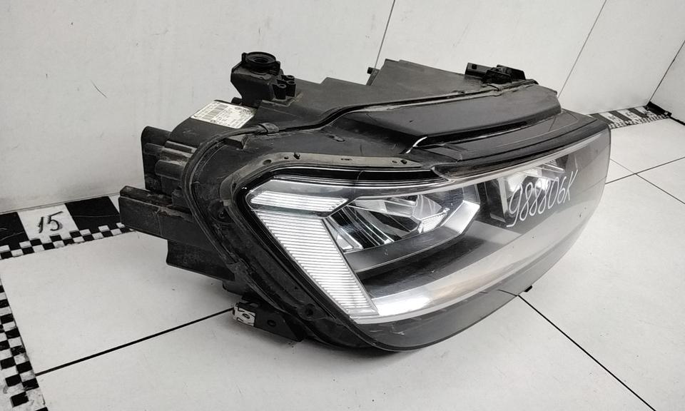 Фара передняя правая Volkswagen Tiguan 2 LED