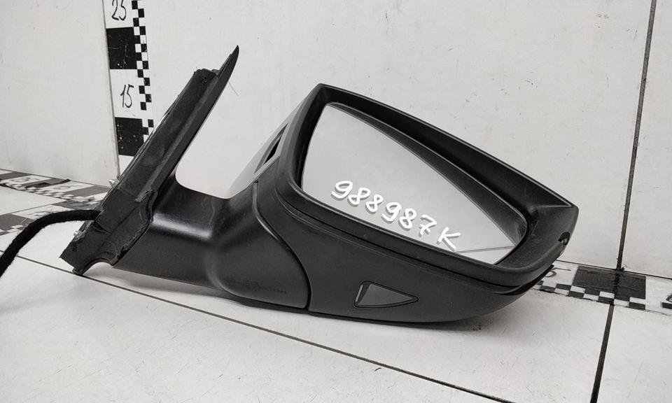 Зеркало правое Skoda Karoq 10+2 контактов