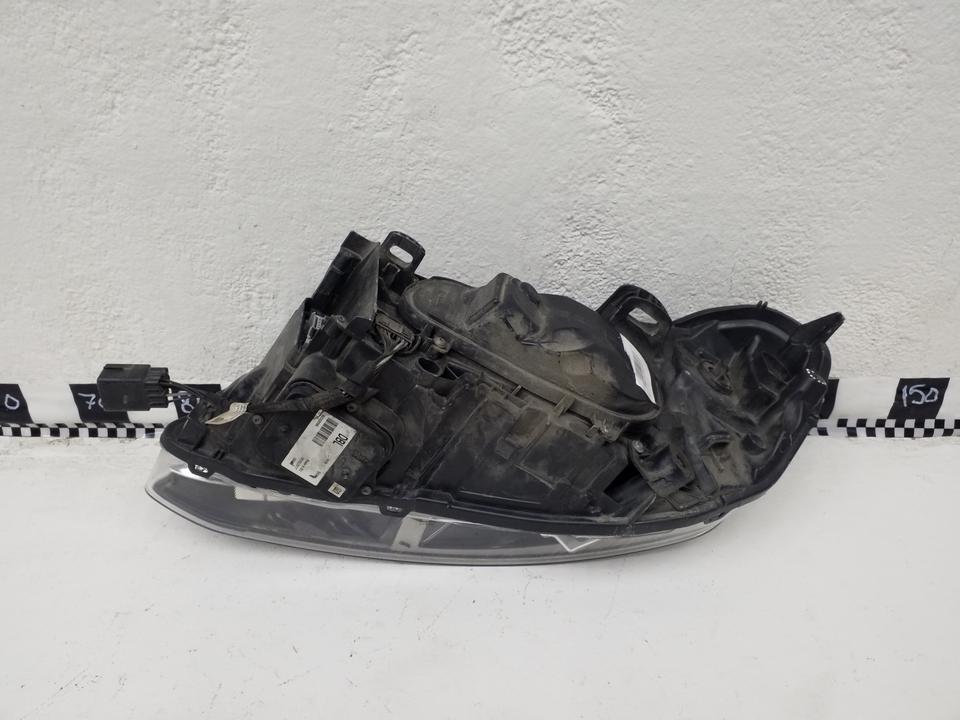 Фара передняя правая Volvo XC60 1 Restail ксенон адаптив