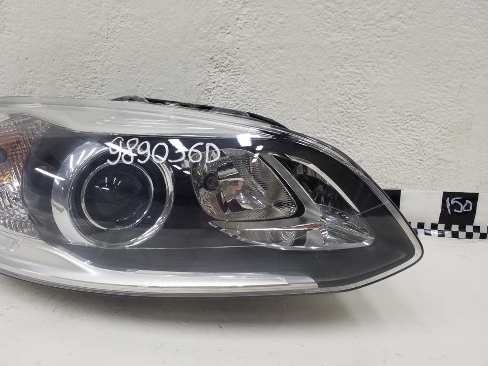 Фара передняя правая Volvo XC60 1 Restail ксенон адаптив