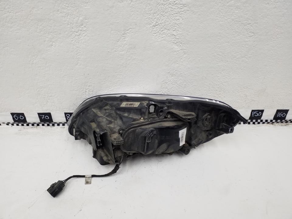 Фара передняя правая Volvo XC60 1 Restail ксенон адаптив