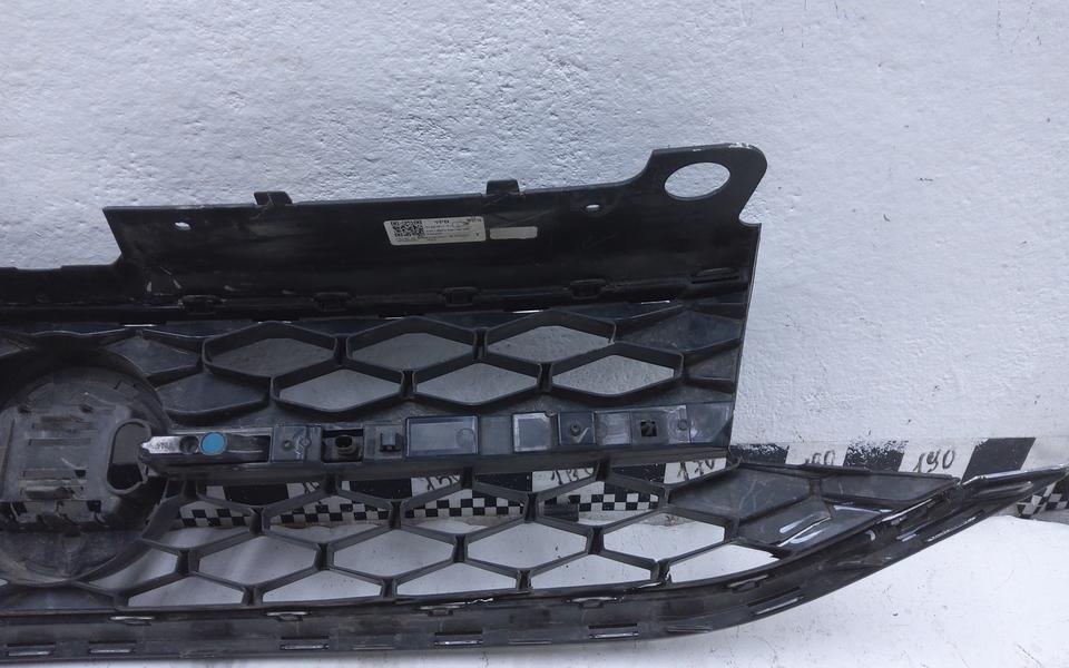 Решётка радиатора Volkswagen Taos