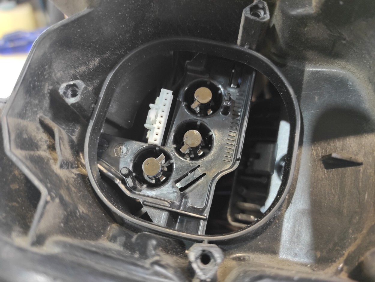 Фара передняя левая Mercedes Benz S-Klasse W222 Restail LED