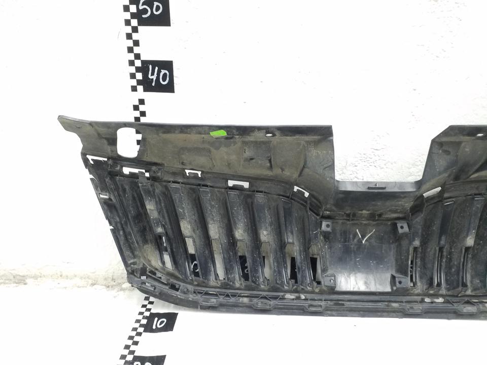 Решетка радиатора Skoda Octavia A7 Restail