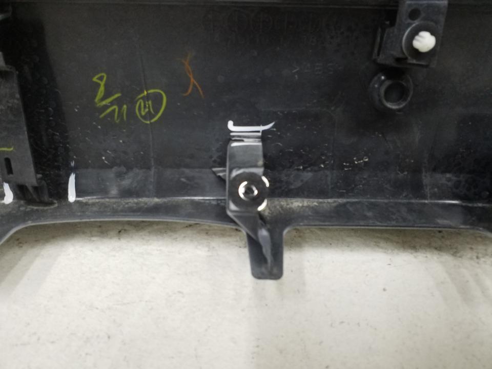 Накладка крышки багажника Mitsubishi Outlander 3 Restail 2