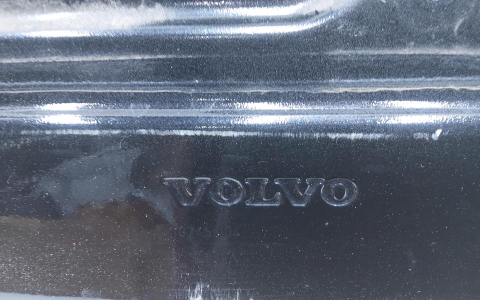Дверь задняя правая Volvo XC60 1