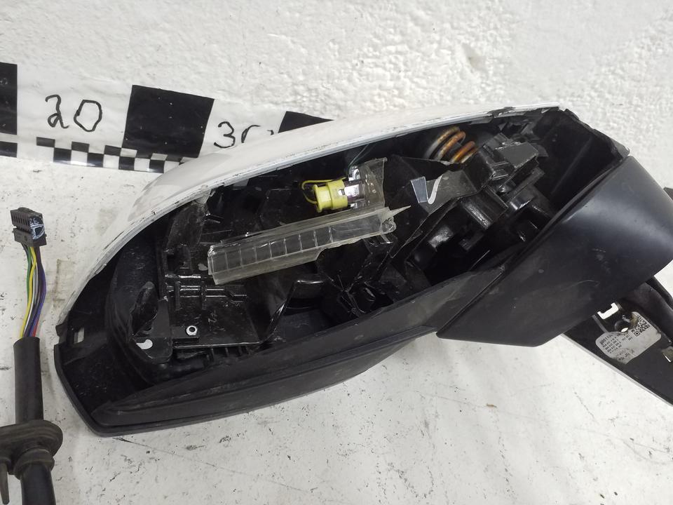 Зеркало правое Audi Q5 2 8 контактов