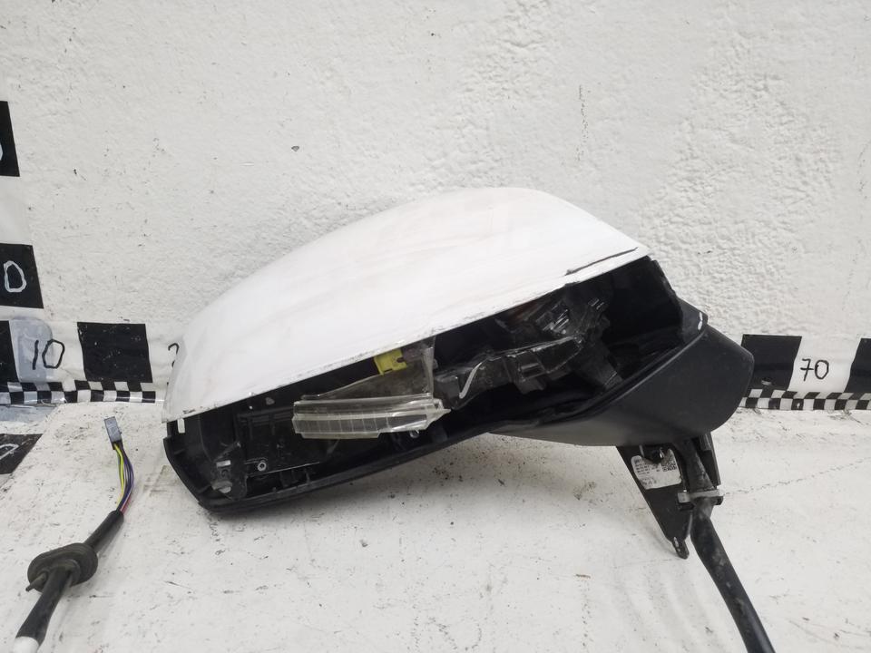 Зеркало правое Audi Q5 2 8 контактов