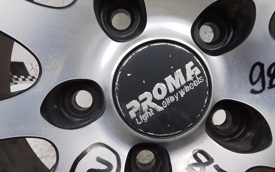 Диск колеса литой R16 "Fest"
