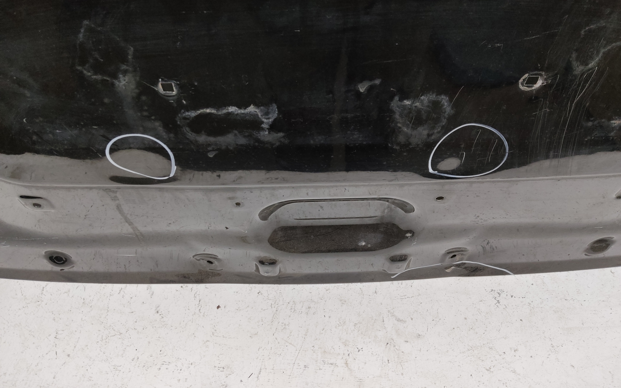 Крышка багажника Nissan X-Trail T31 под камеру