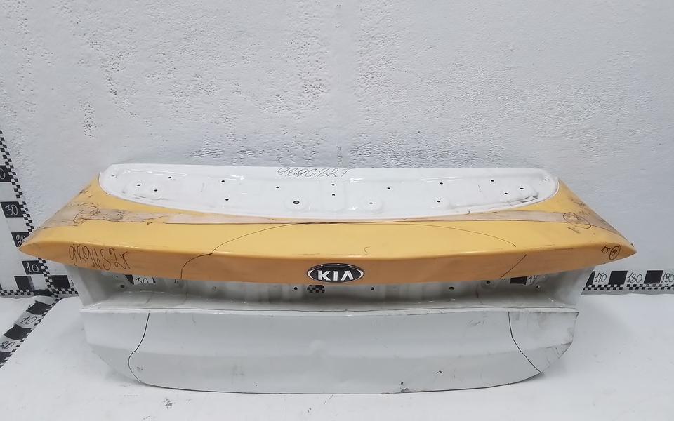 Крышка багажника Kia K5 3