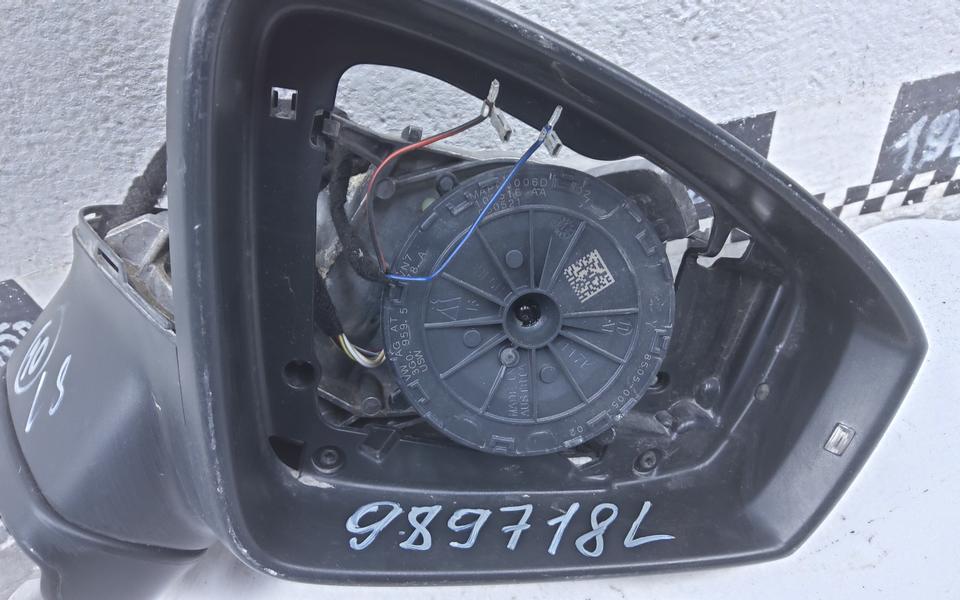 Зеркало правое Volkswagen Tiguan 2 13 контактов