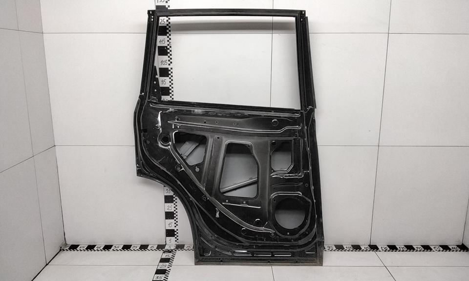 Дверь задняя левая Subaru Forester 5 SK