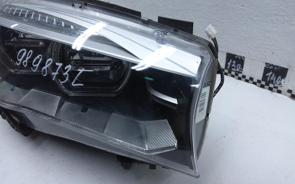 Фара передняя правая BMW X5 F15 LED адаптив