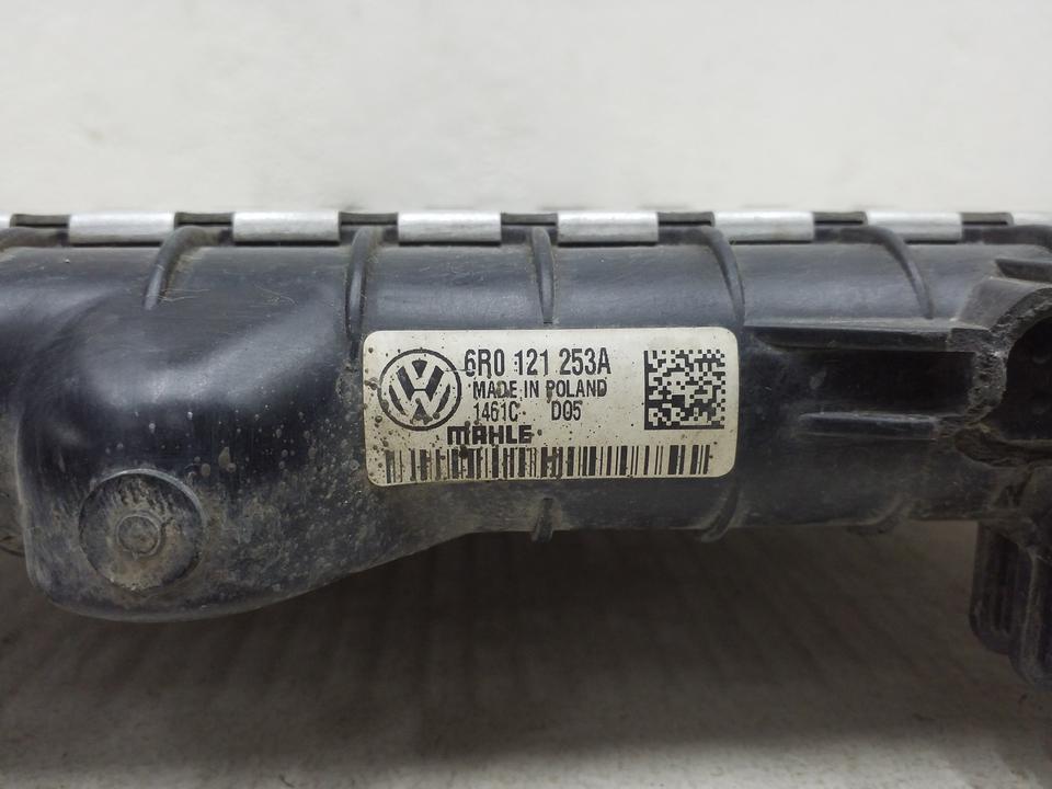 Радиатор охлаждения двигателя Volkswagen Polo 5