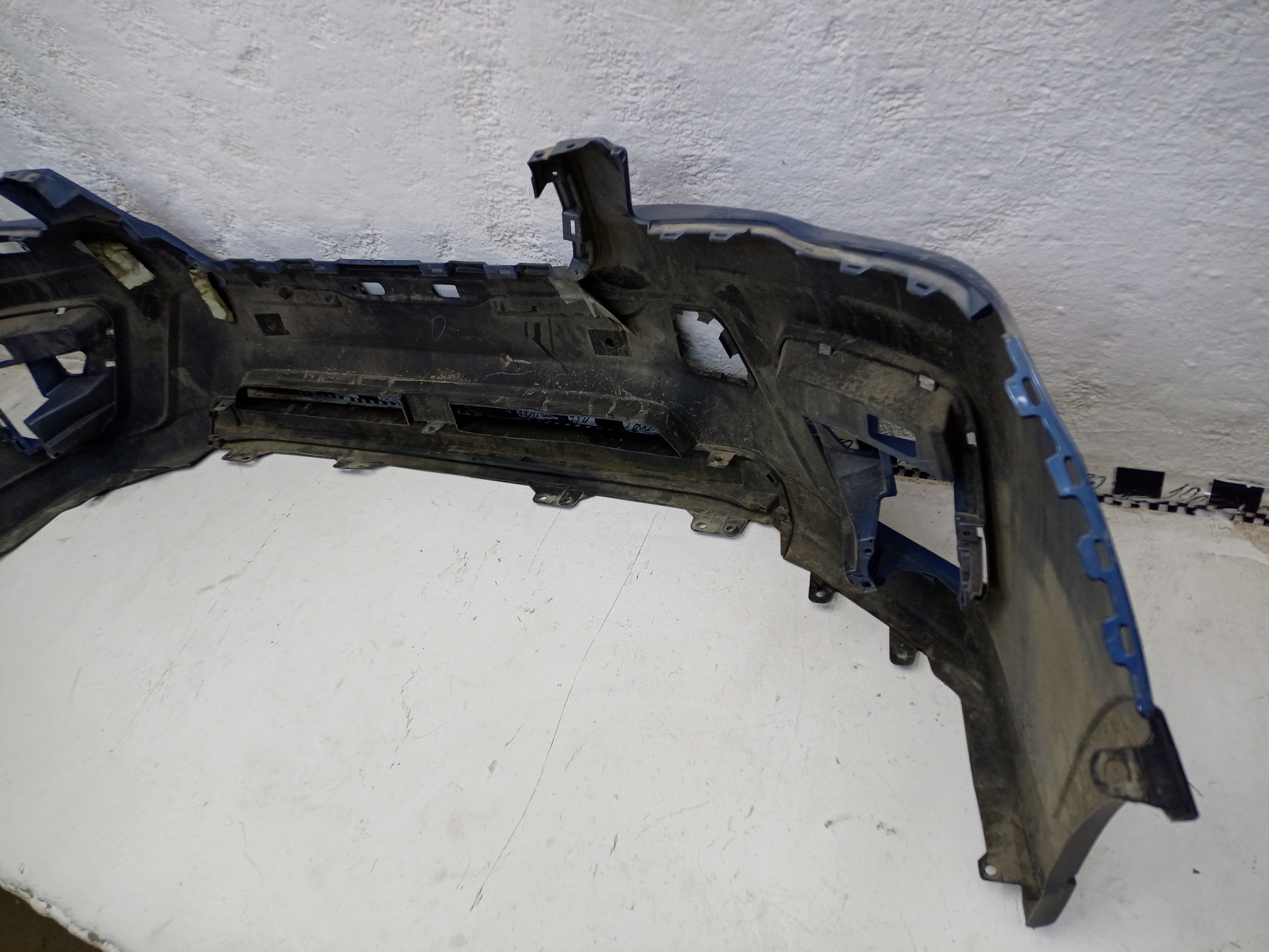Бампер передний Subaru Forester 5 SK