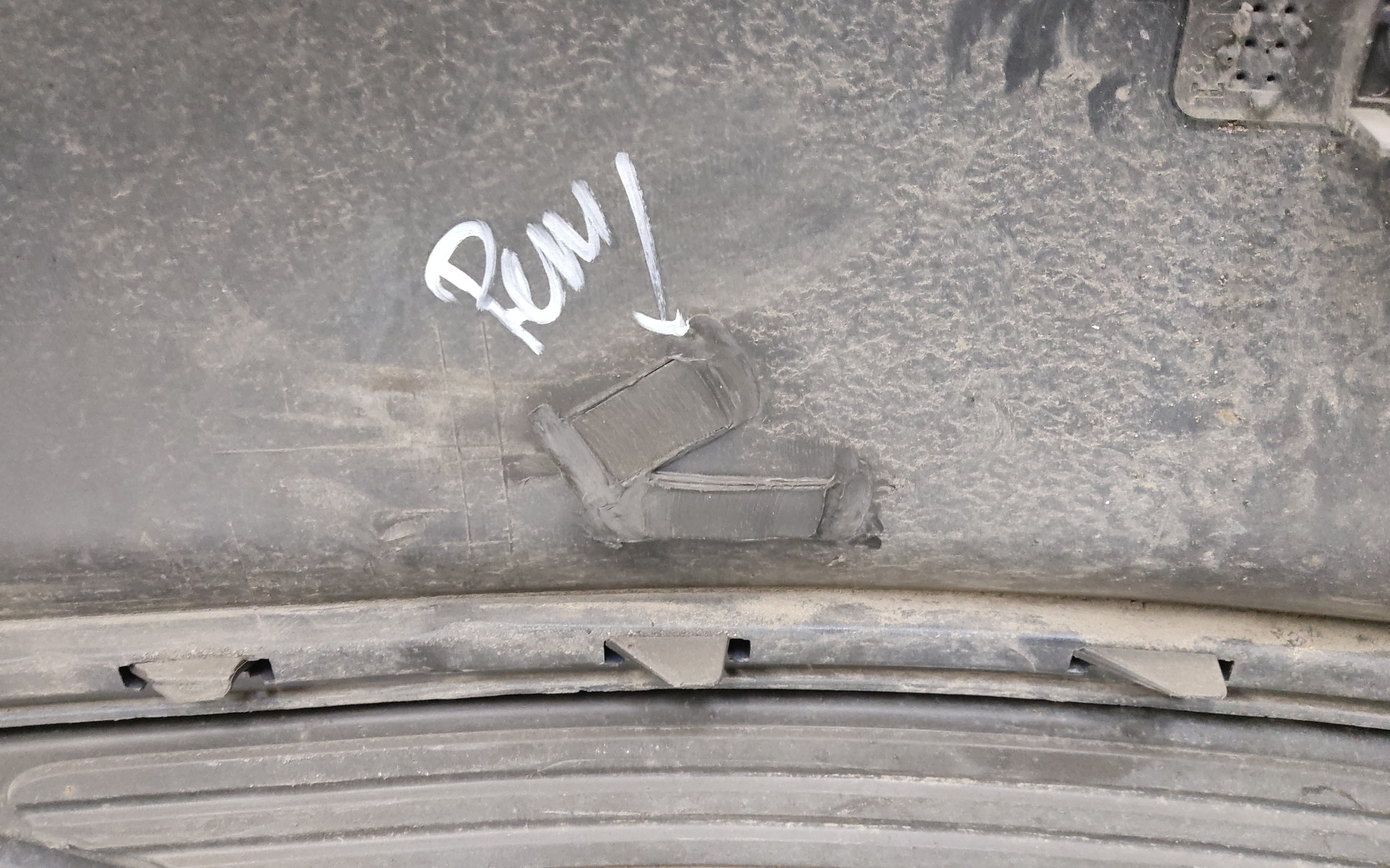 Бампер задний Hyundai Solaris 2 Restail