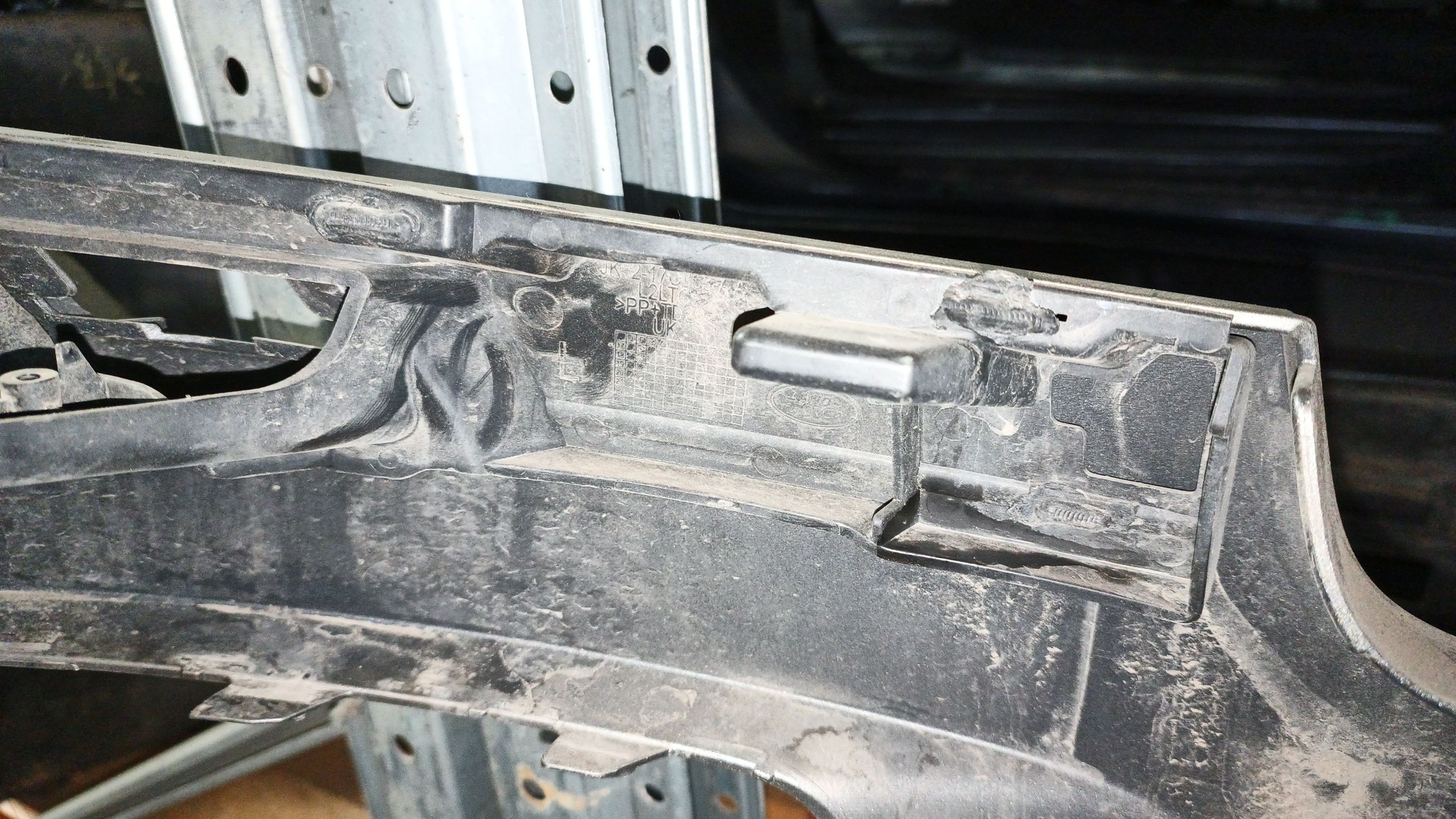 Бампер передний Land Rover Range Rover 4 Restail