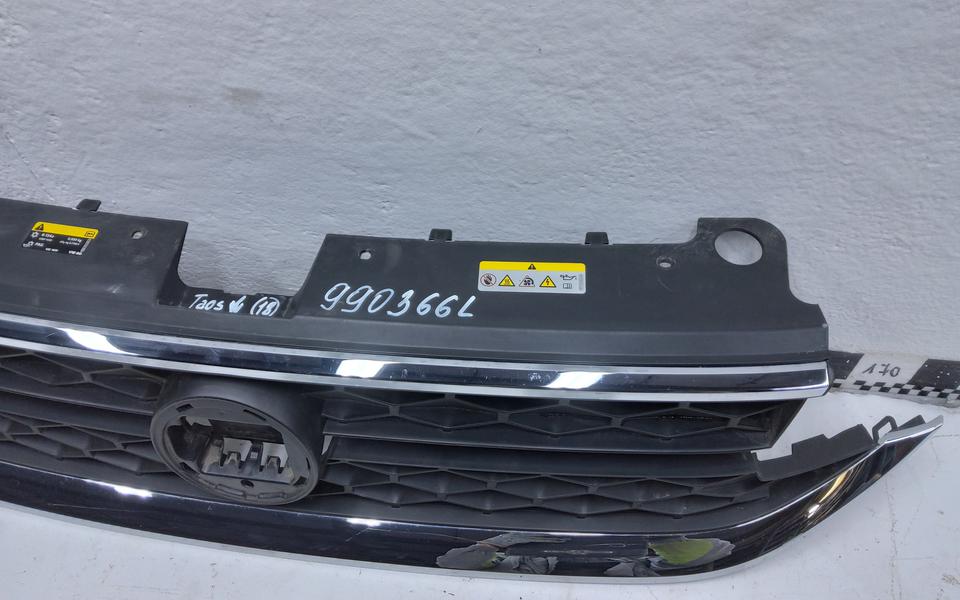 Решётка радиатора Volkswagen Taos