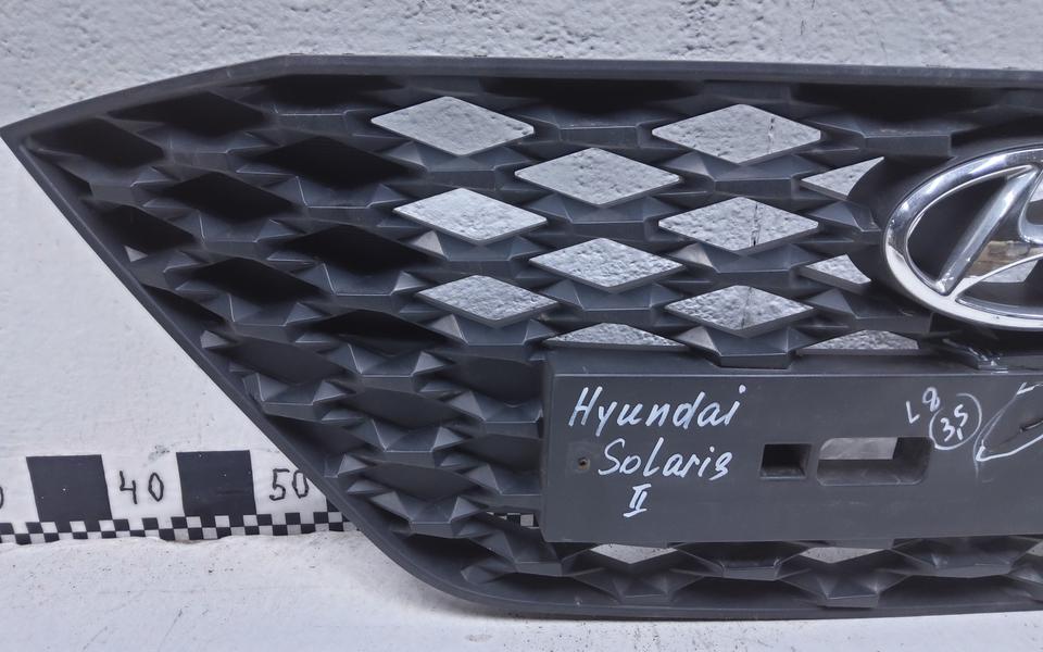 Решётка радиатора Hyundai Solaris 2 Restail