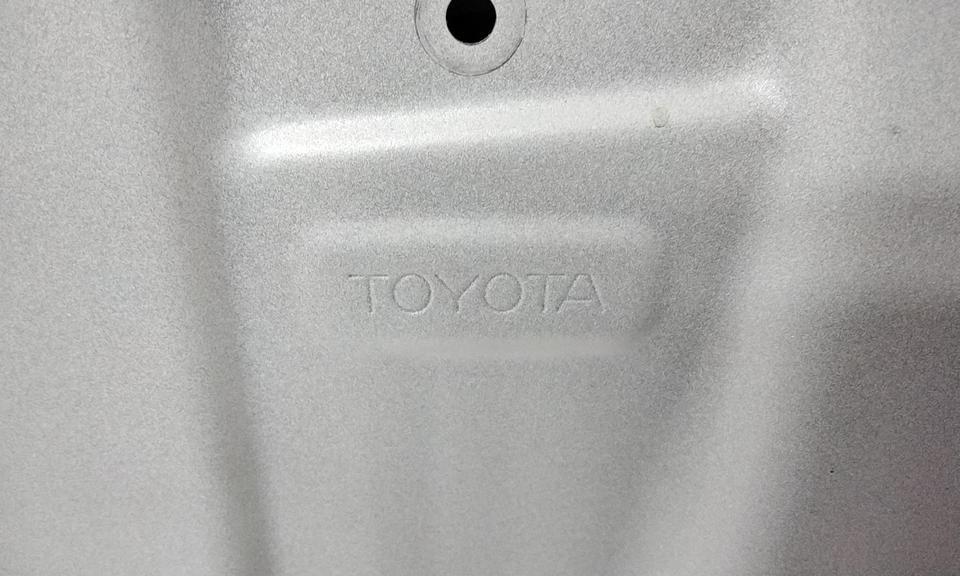 Дверь передняя левая Toyota Fortuner 2