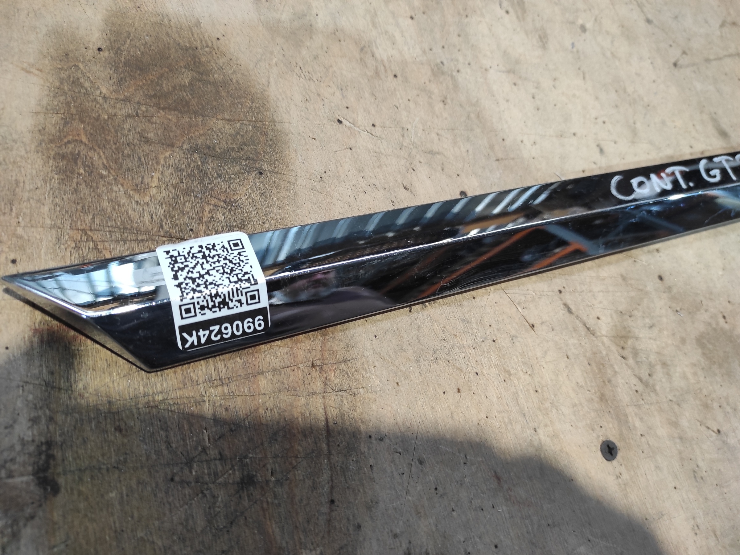 Молдинг крыла заднего правого Bentley Continental GT 3