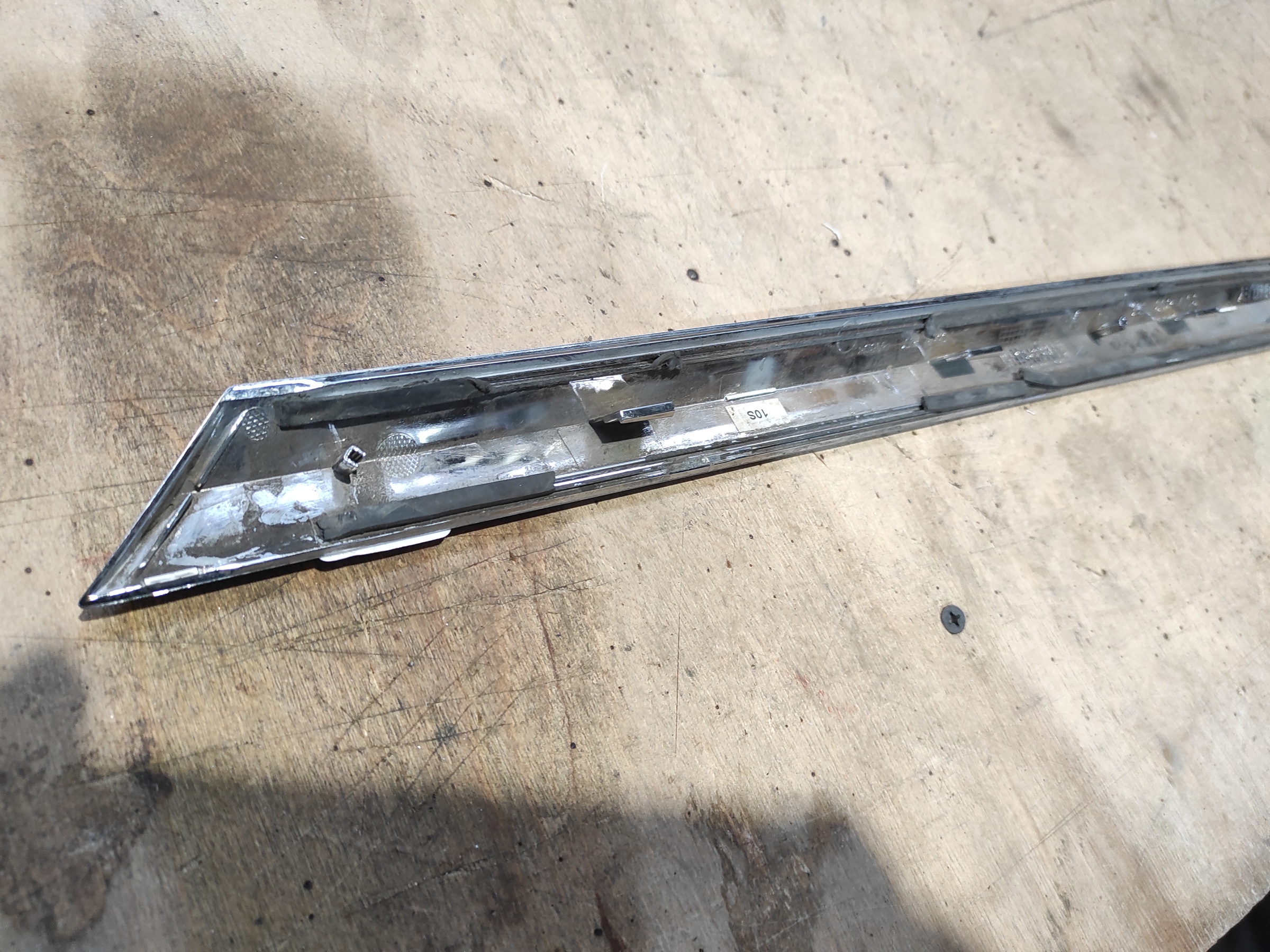 Молдинг крыла заднего правого Bentley Continental GT 3