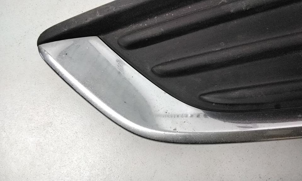 Рамка ПТФ передней левой Ford Focus 3 Restail под хром