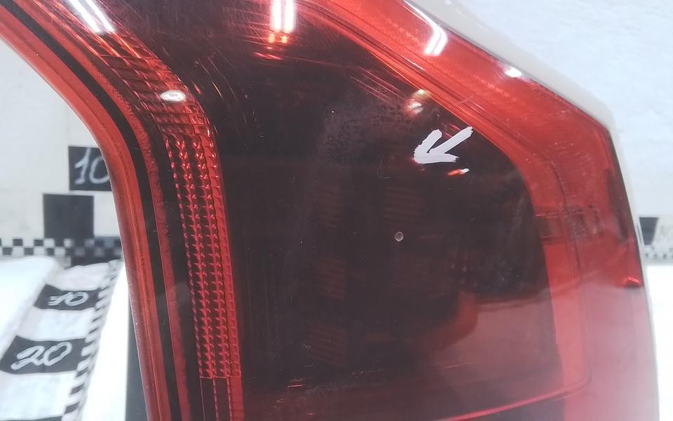 Фонарь задний правый наружный Volvo V90 2 LED