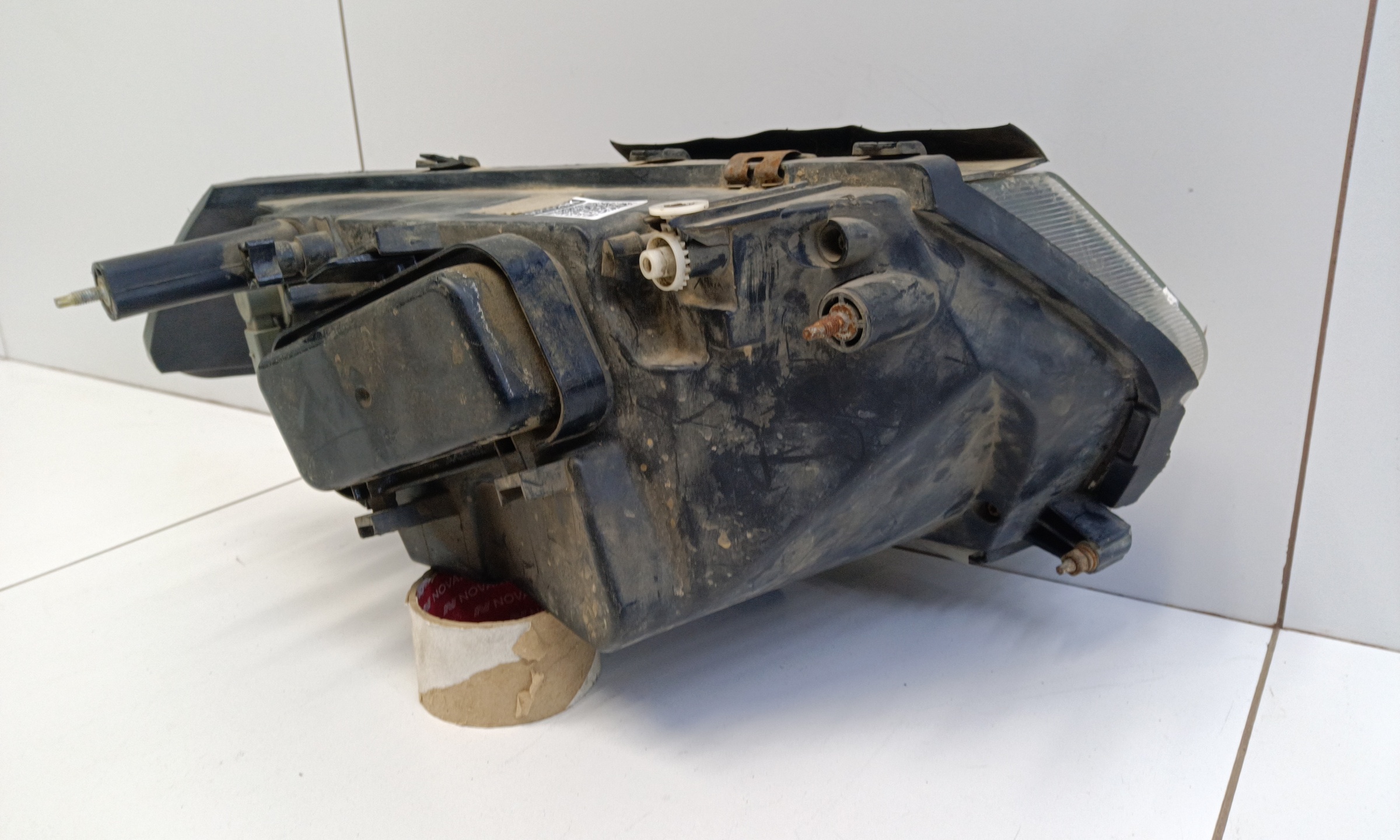 Фара передняя левая UAZ Patriot Restail 2 галоген с ДХО