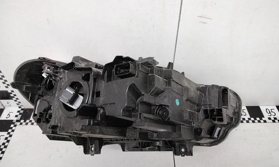 Фара передняя левая BMW X1 F48 Restail LED