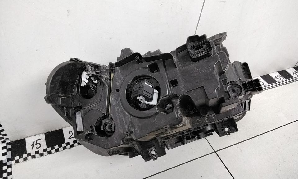 Фара передняя левая BMW X1 F48 Restail LED