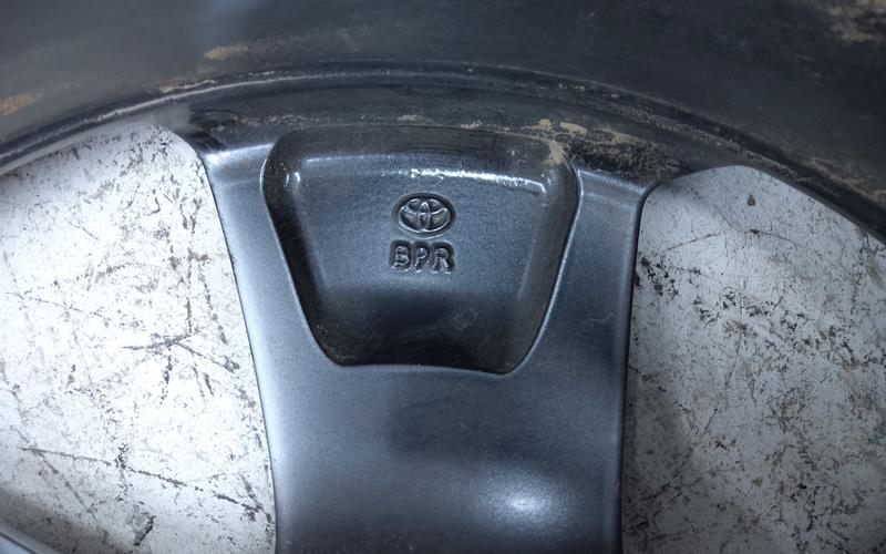 Диск колеса литой Toyota RAV4 XA50 R18