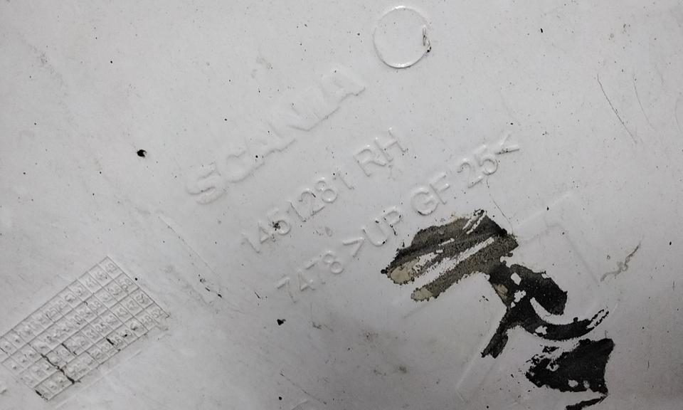 Дефлектор кабины правый (низкая кабина) Scania 5 R Series