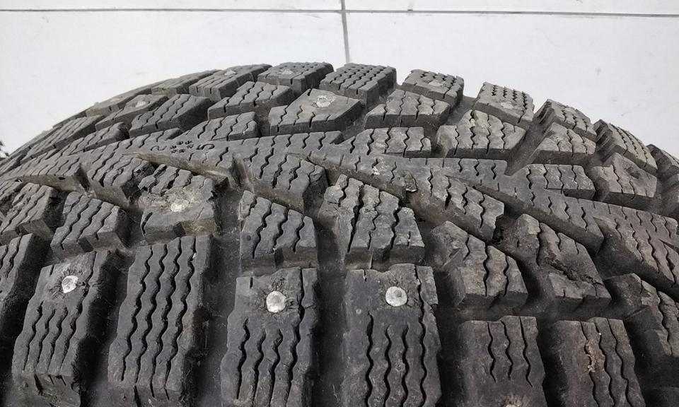 Шина зимняя Maxxis Arctic Trekker NS3 225/60 R17 103T