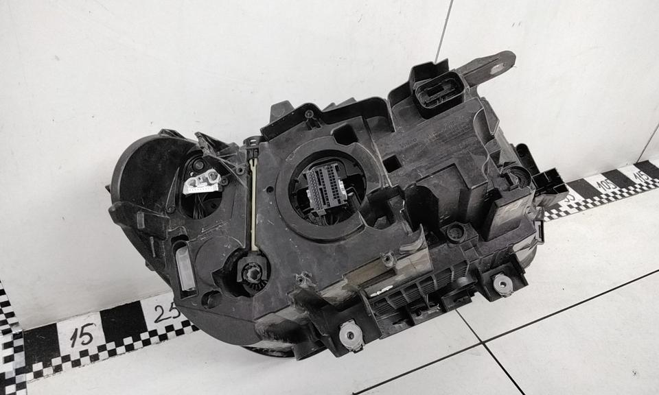 Фара передняя левая BMW X1 F48 Restail LED