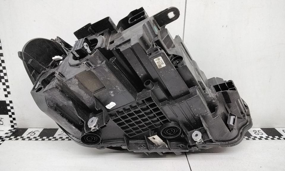 Фара передняя левая BMW X1 F48 Restail LED