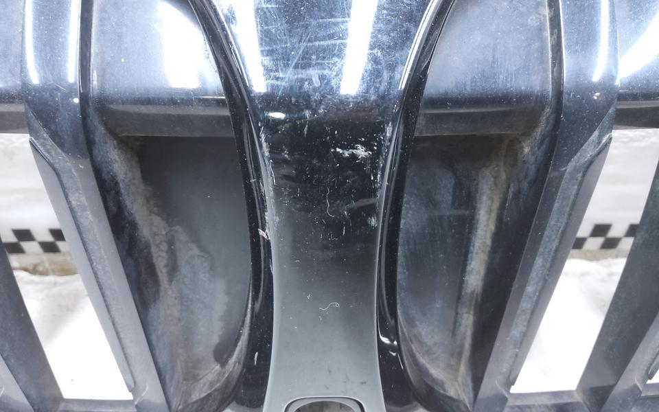 Решётка радиатора BMW 3er G20 черная под камеру