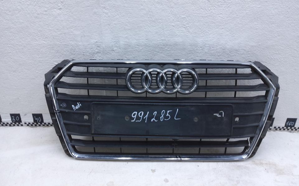 Решетка радиатора Audi A4 B9