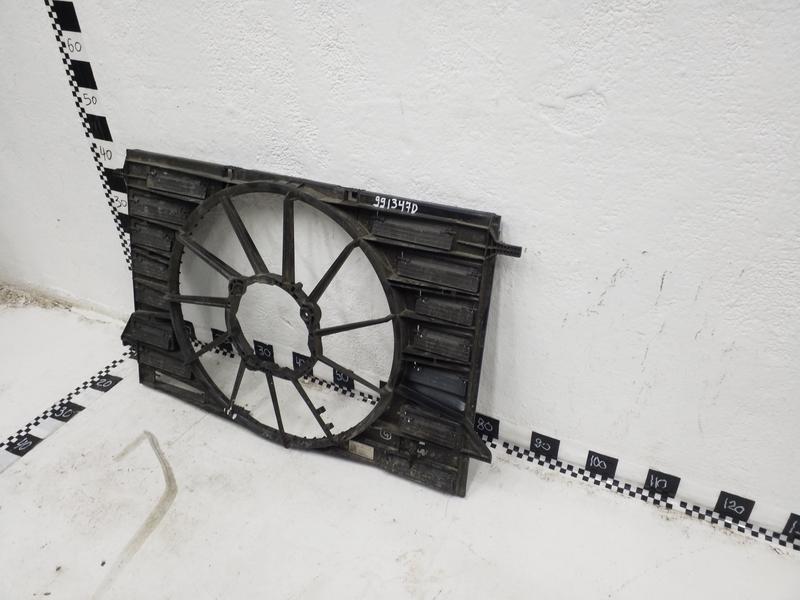 Диффузор вентилятора радиатора Audi A4 B9