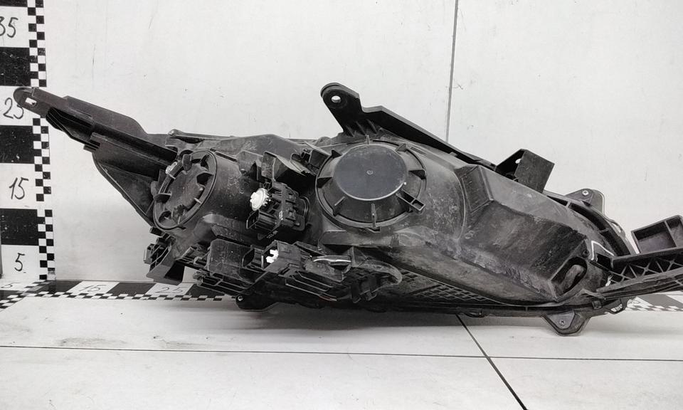 Фара передняя левая Mitsubishi L200 5 Restail галоген