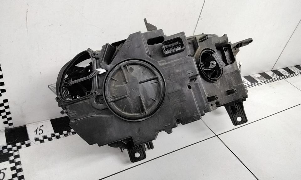 Фара передняя левая BMW X5 F15 LED