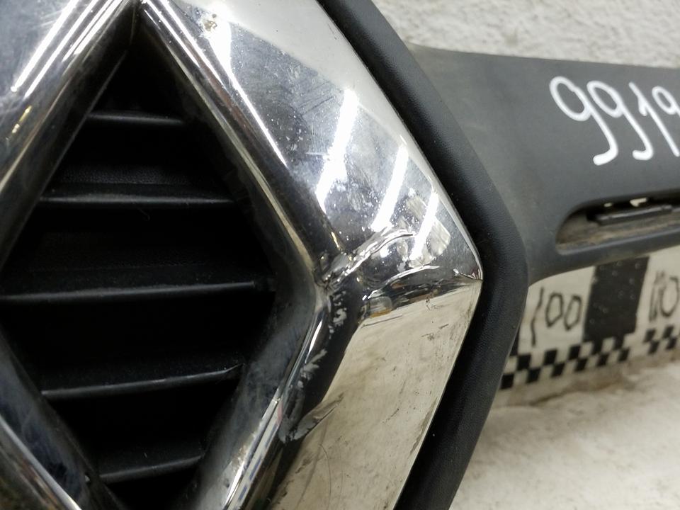 Накладка решетки радиатора Renault Logan 2 Restail