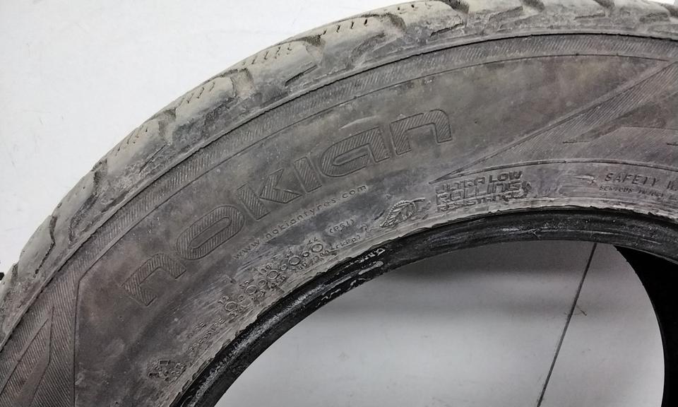 Шина зимняя не шипованная Nokian Hakkapeliitta R2 195/60 R15