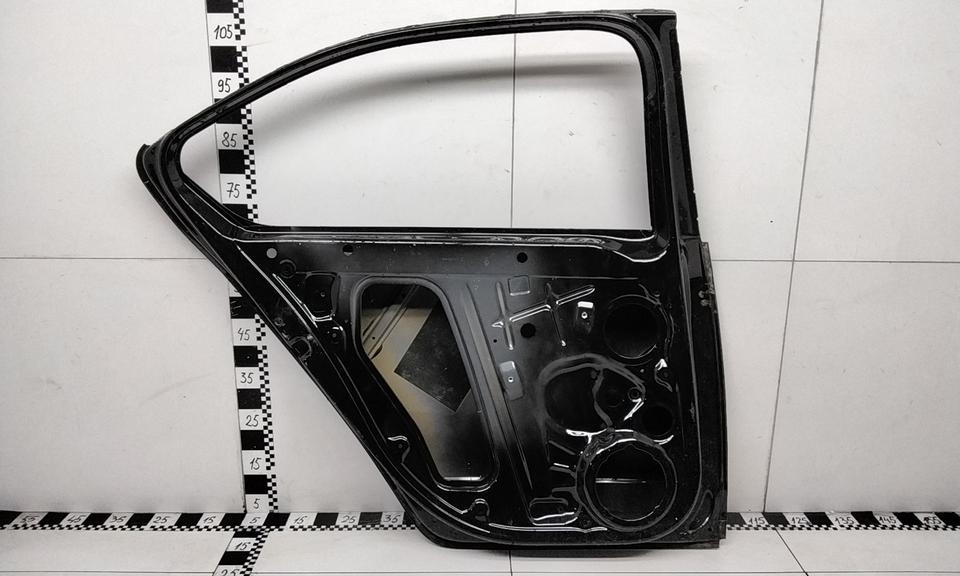 Дверь задняя левая Skoda Octavia A7 Liftback