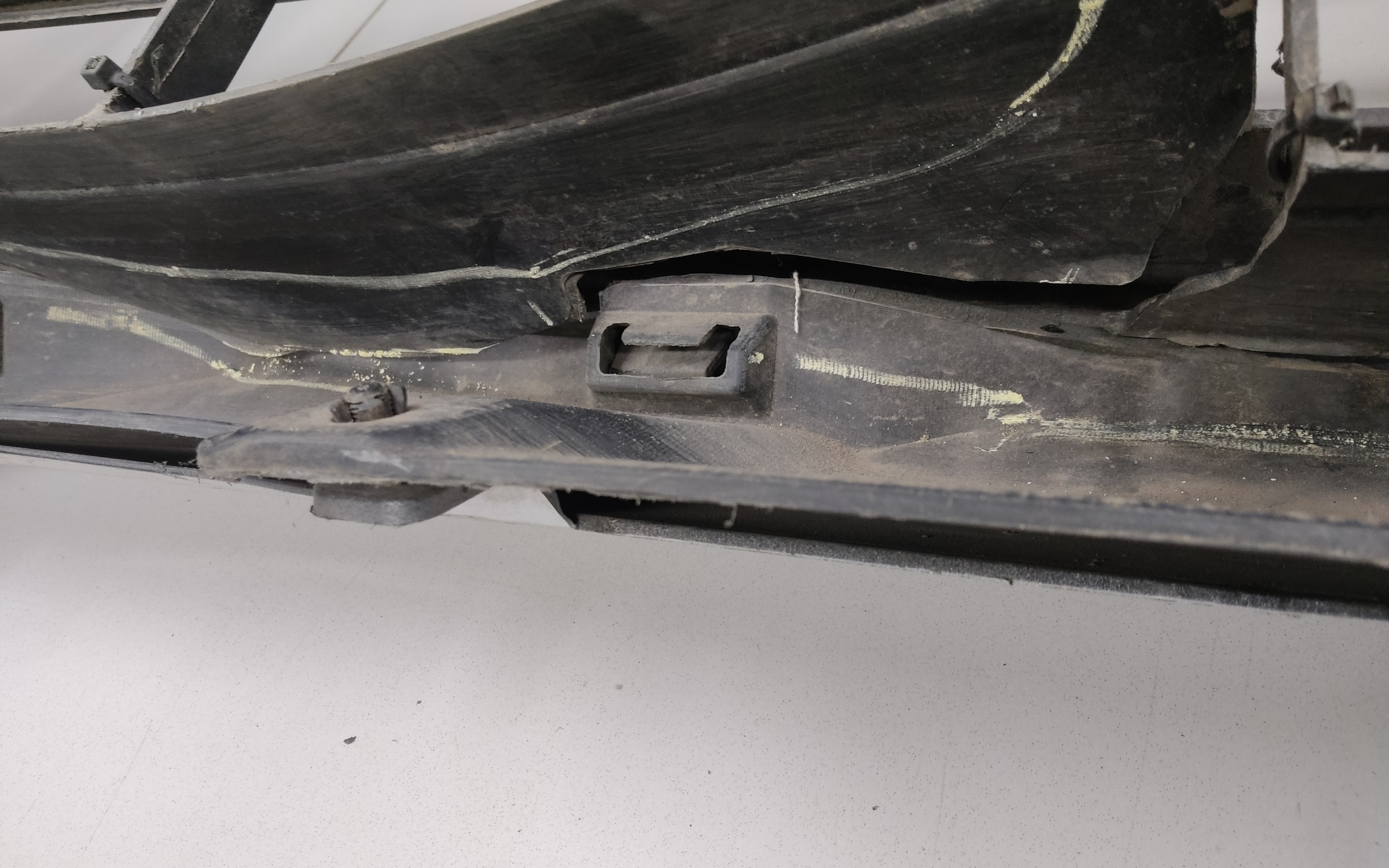 Бампер передний Mitsubishi Outlander 3 Restail 3