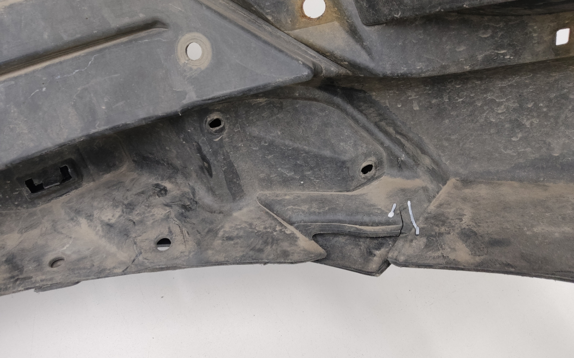 Бампер передний Mitsubishi Outlander 3 Restail 3