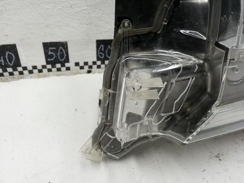 Фара передняя левая Toyota Land Cruiser 200 Restail 2 Executive black LED