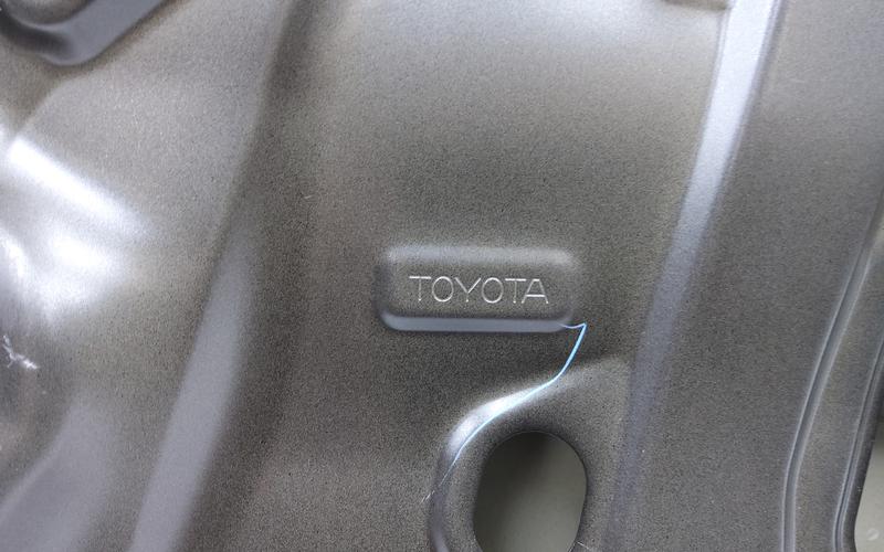 Дверь передняя правая Toyota Corolla E210